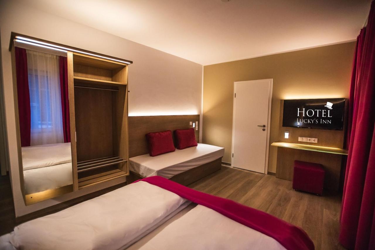 Hotel Luckys Inn Hamburg Exterior photo