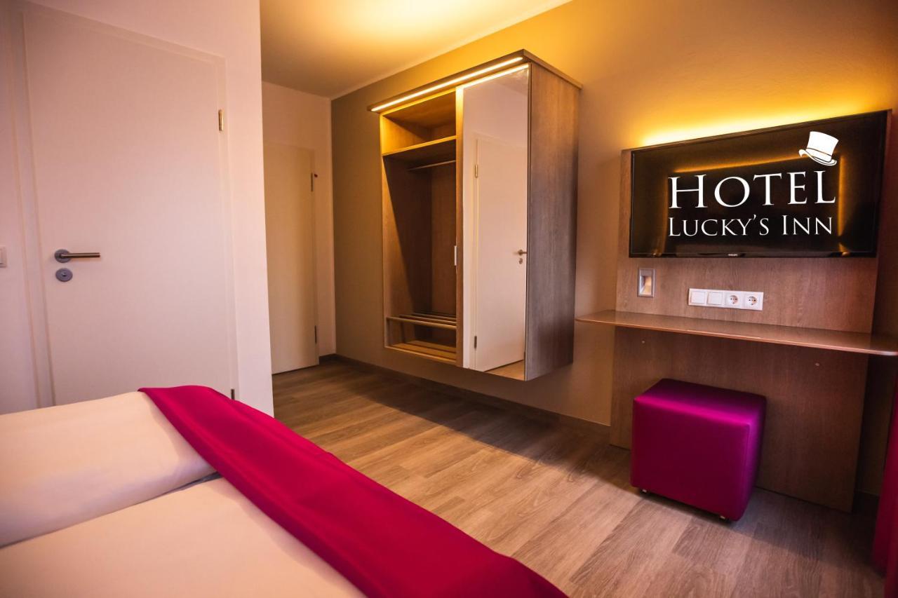 Hotel Luckys Inn Hamburg Exterior photo